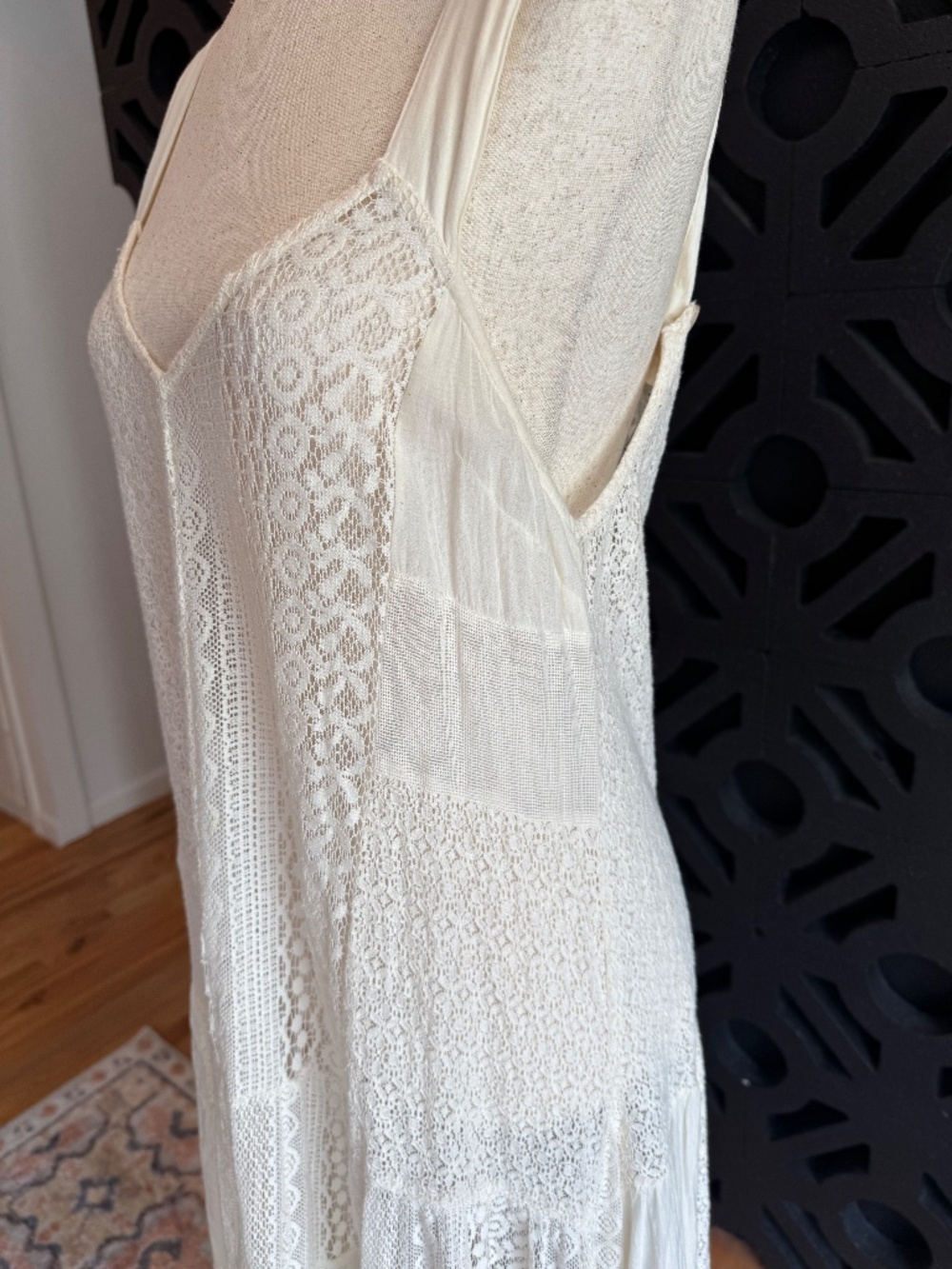Anthropology | Delicate Lace Tunic - Picture 5 of 11
